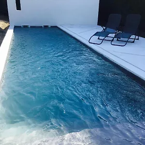  Hébergement de vacances L'esperluette France
