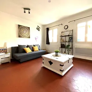 Appartement Mysofa Vintage 50's, Avignon