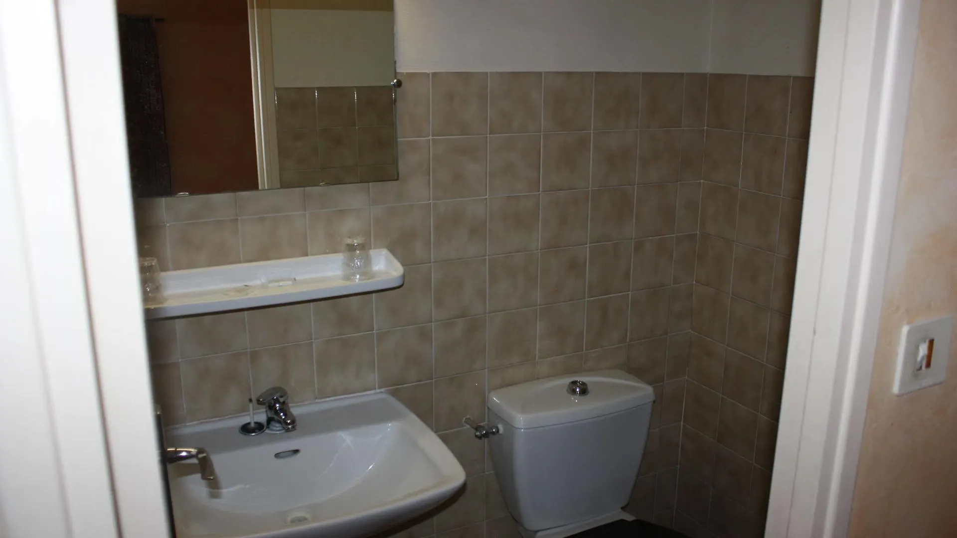 Hotel Alizéa Avignon 2*,